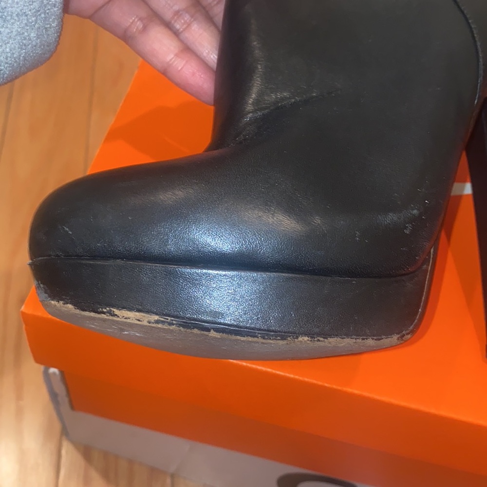 Pre-Loved. - image 6